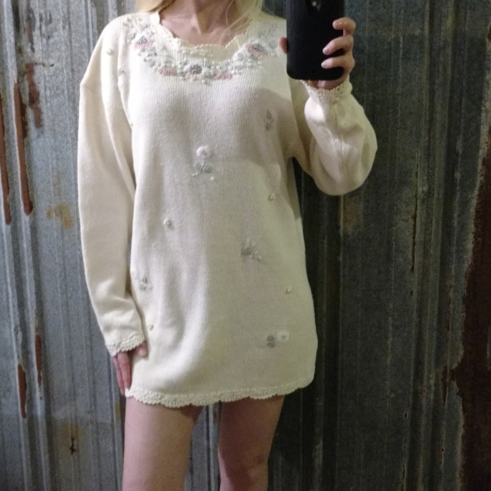 VINTAGE Oversized 3d Floral Sweater